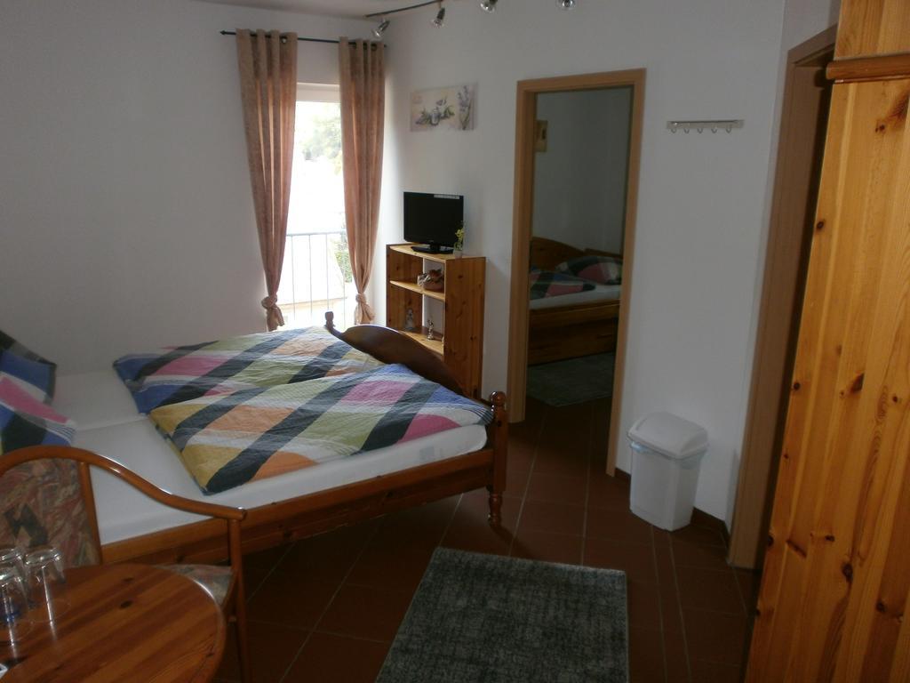 Alte Waldmuhle 3*