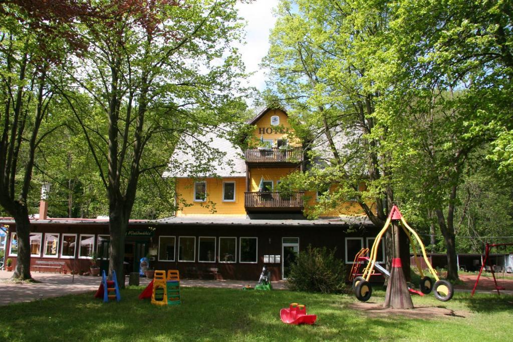 Alte Waldmuhle 3*