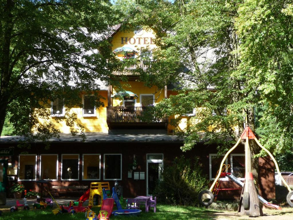 Alte Waldmuhle Holiday park 3*